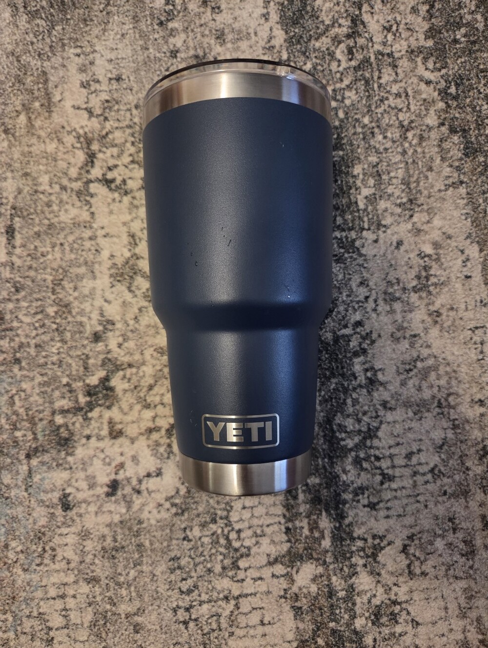 YETI Rambler 30 oz Navy Blue Tumbler w/ MagSlider Lid (Small Bottom Dent)